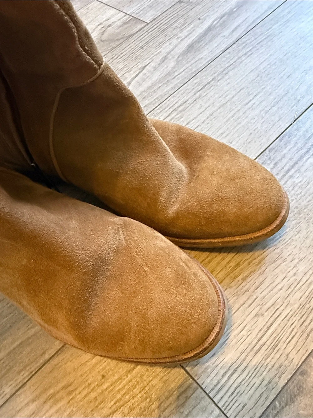 UGG Daley Boot tall suede chestnut boots 8.5